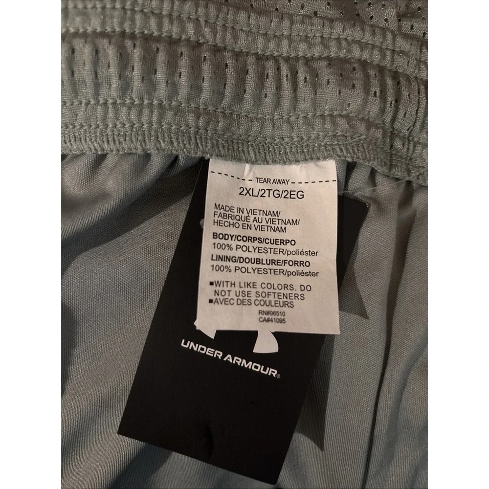 Men's Under Armour UA Loose Fit Icon Mesh Shorts Lined Drawcord Pockets